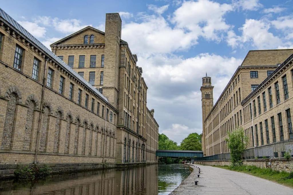 Beautiful, Relaxing Home In Central Saltaire Buitenkant foto